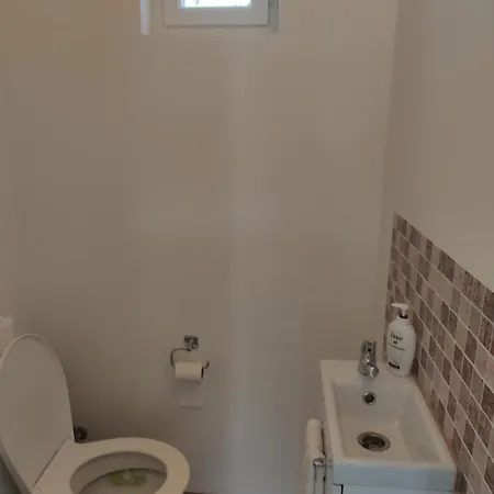 Vidiecky Dom Nyaraló Ürmény